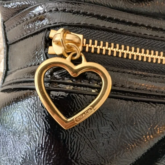 COACH Poppy Daisy Liquid Glass Tote High Shine Patent Leather 17x12 Y2K Style - Picture 7 of 9